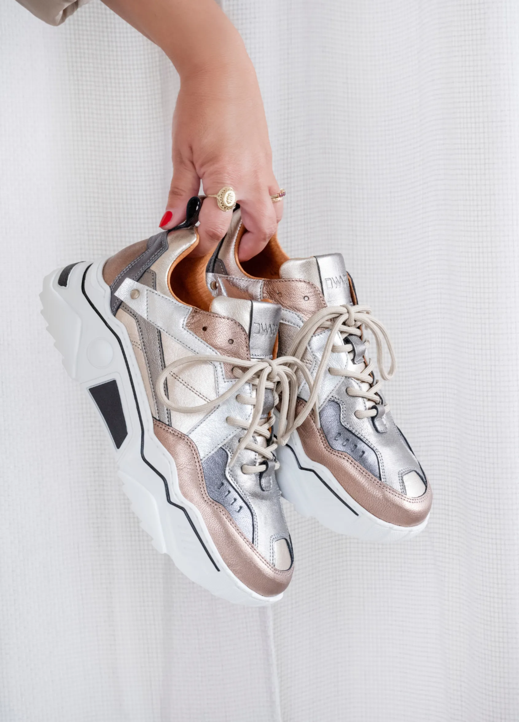 PLUTO metallic - Sneakers | Stone / Cipra